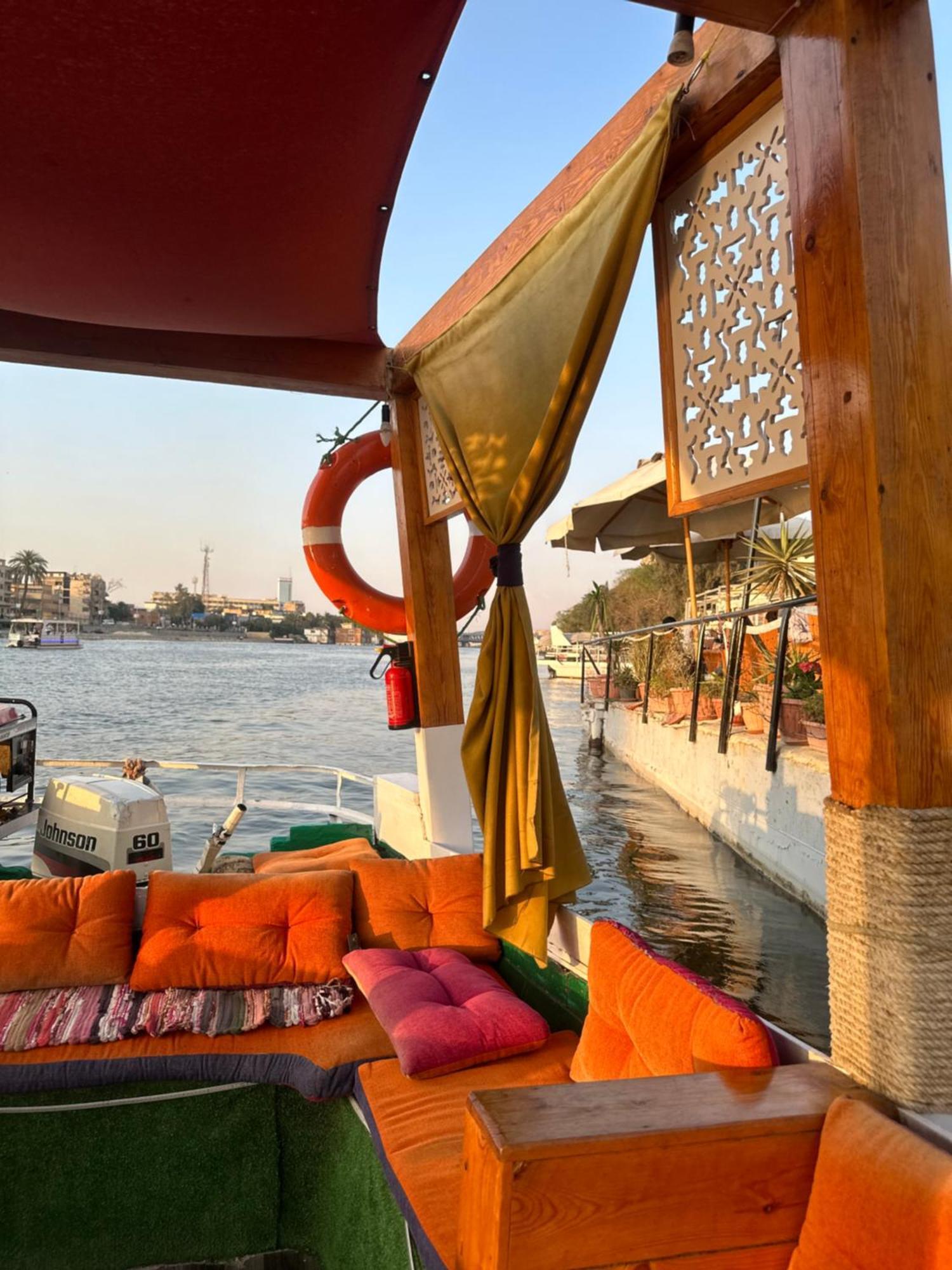 Modern 1-Bedroom Apartment In Zamalek Visits Allowed ไคโร ภายนอก รูปภาพ