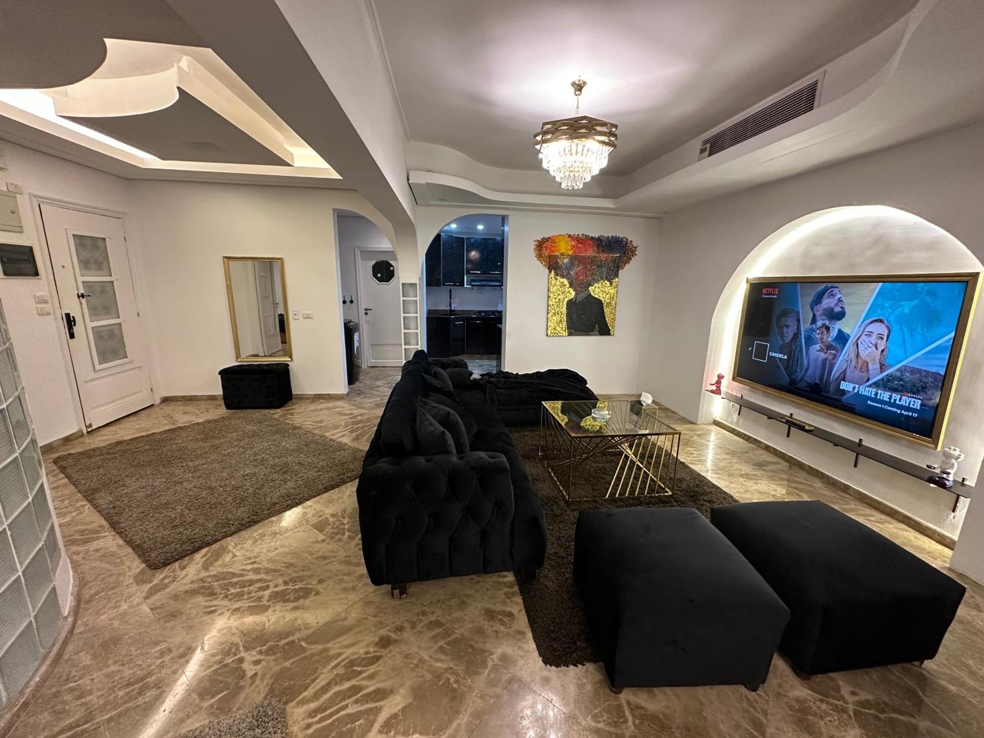 Modern 1-Bedroom Apartment In Zamalek Visits Allowed ไคโร ภายนอก รูปภาพ
